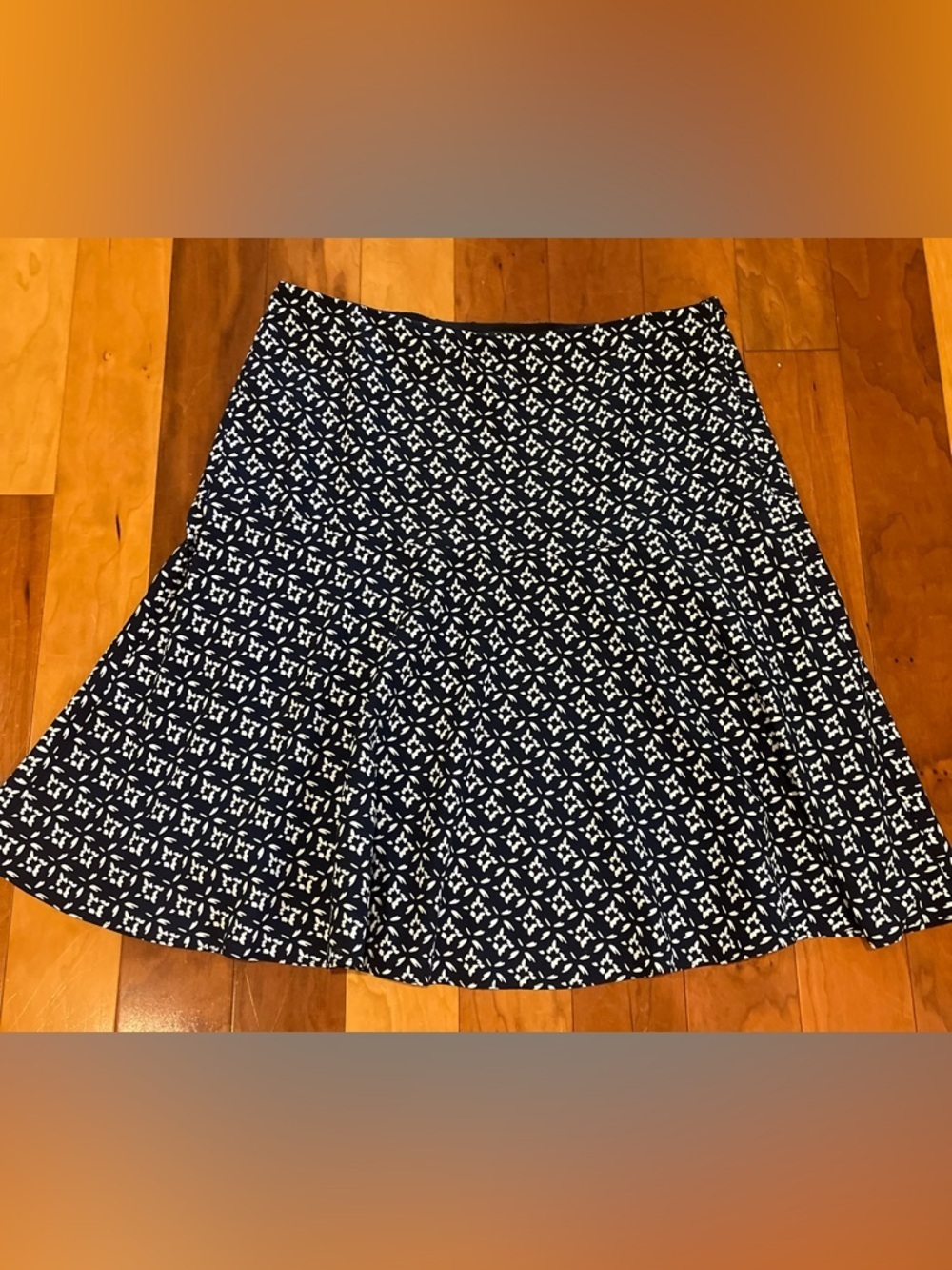 Ralph Lauren Size 6 Navy White A-Line Skirt Side Zip Lined Flowy LW Spring Easte